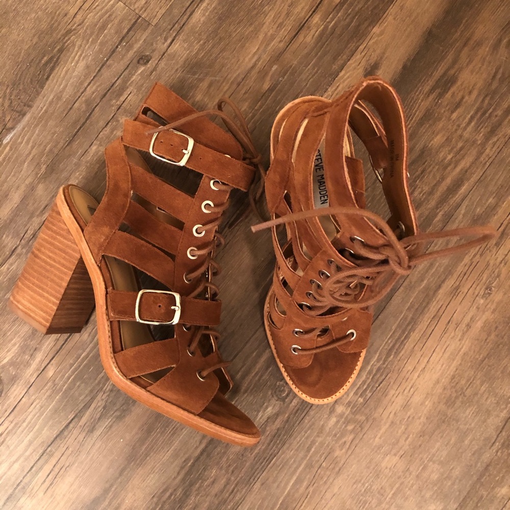 Steve Madden ‘CECILIA’ heeled sandal
